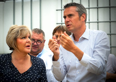 VISITE DE MADAME LE PRÉFET À LA DISTILLERIE SCAEL DE LA CONIE