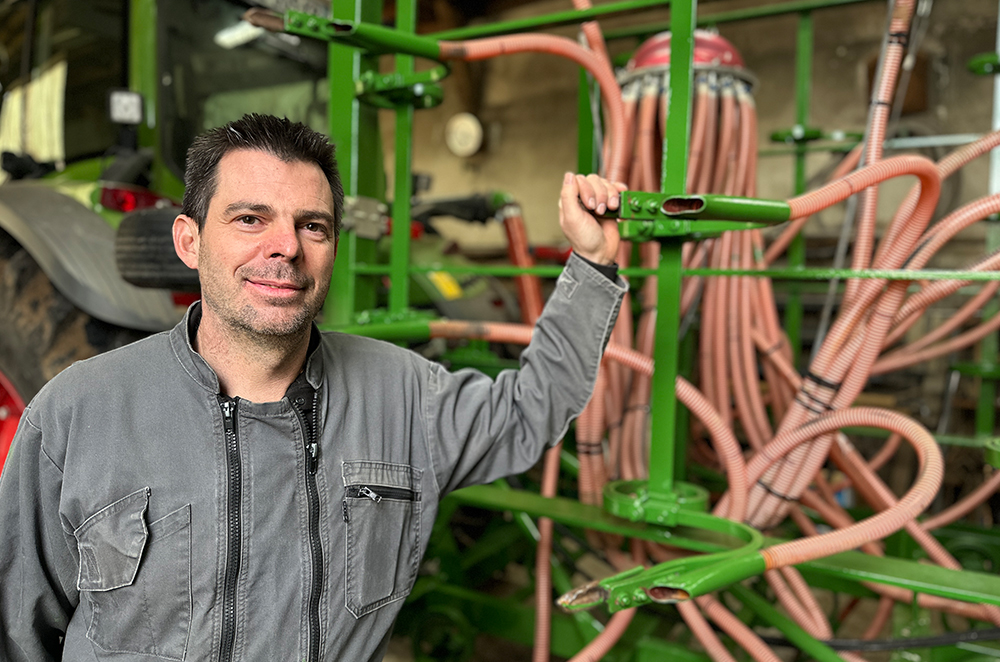 THIBAULT FESNEAU, AGRICULTEUR A SOUGY