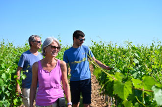 ÉDOUARD MINIER, AGRICULTEUR A SAINT-ESCOBILLE